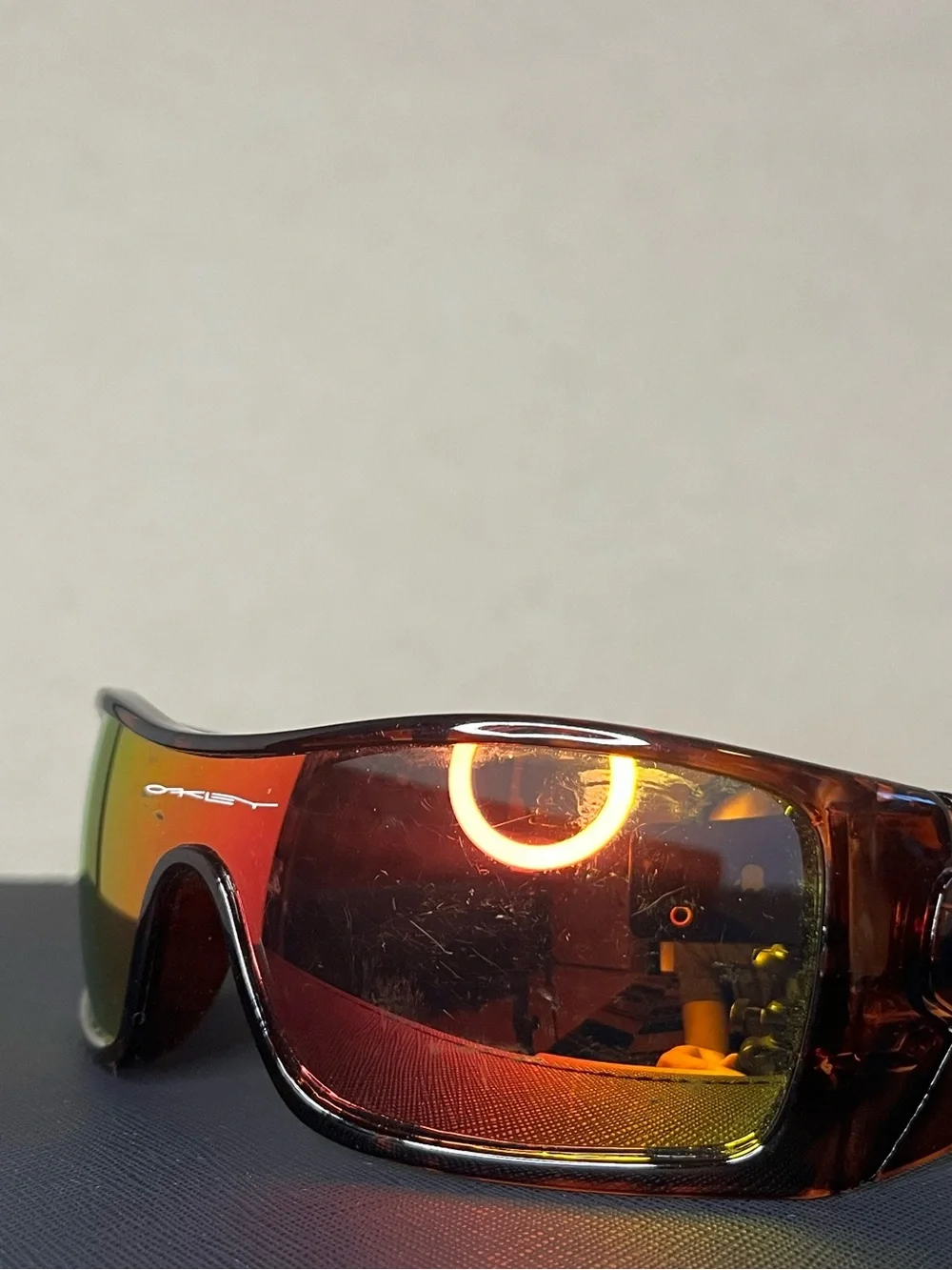 Oakley Fuel Cell Tortoise Sunglasses Fire Iridium Orange Mirror Lens - Picture 3 of 3